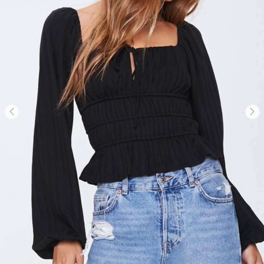 Black long sleeve top - MEDIUM